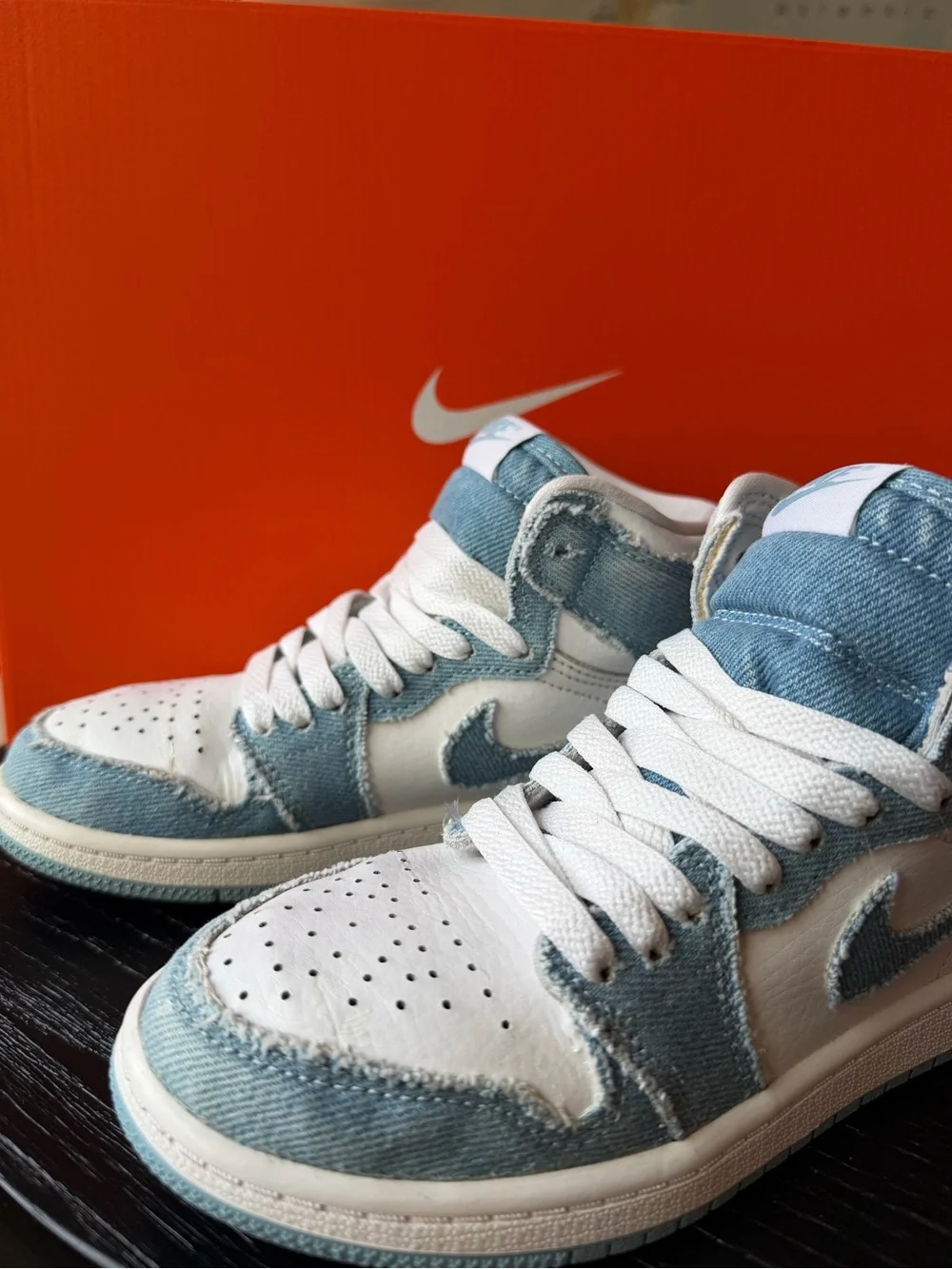 Nike Kids High-Top Sneakers White and Light Blue Denim sz 1Y